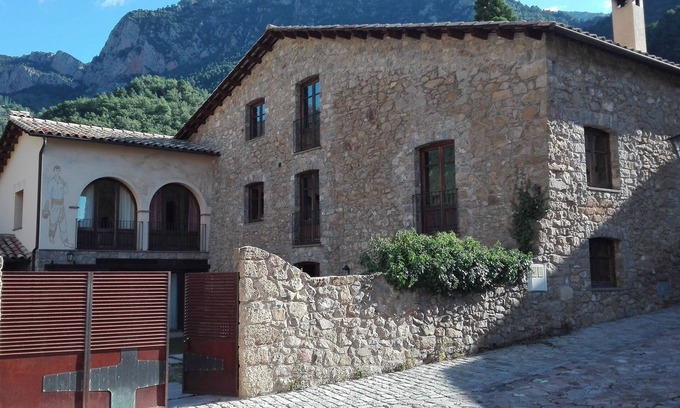 La Coma I la Pedra Cabaña | Casa rural (alquiler íntegro) para 14personas con opcion a 13