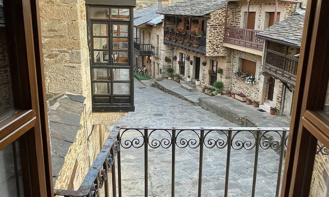 Puebla de Sanabria Cabaña | Casa rural en pleno centro de la villa de Puebla de Sanabria