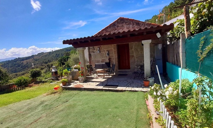 Arbo Apartamento | Casa rural (alquiler íntegro) Paraje Do Cura para 3 o 4 personas, (4,muy justo)