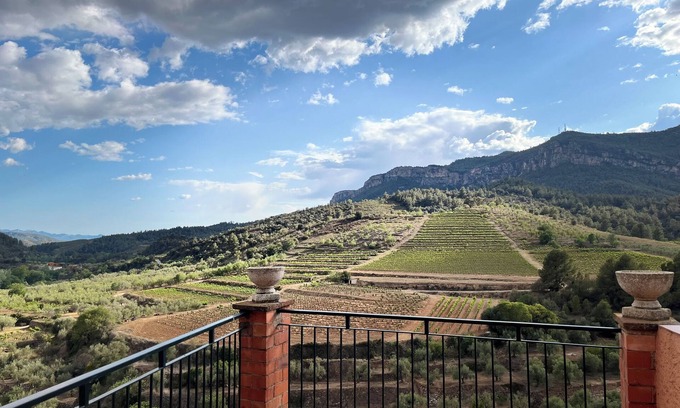 La Vilella Baixa Cabaña | Casa rural en el corazón del Priorat con 5 habitaciones y vistas espectaculares