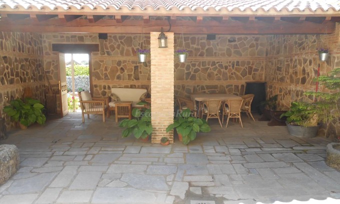Menasalbas Cabaña | CASA RURAL LAS NAVILLAS EN EL CORAZÓN DE LOS MONTES DE TOLEDO