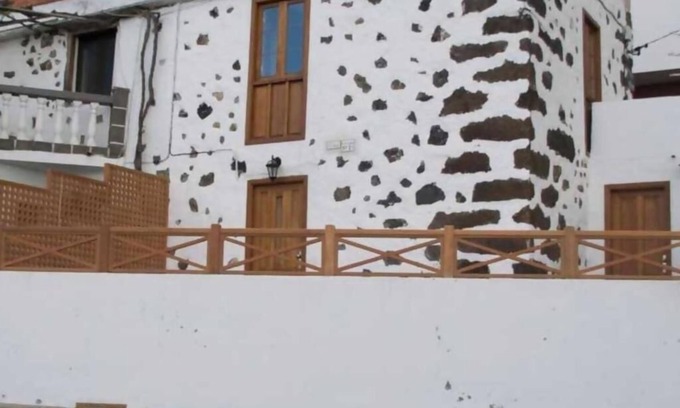 Los Llanillos Casa | Rural House of 1945 Two Floors Patio And Barbecue