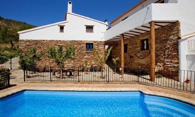 Laroya Cabaña | Casa rural (alquiler íntegro) Reul Alto Cortijos Rurales para 8 personas