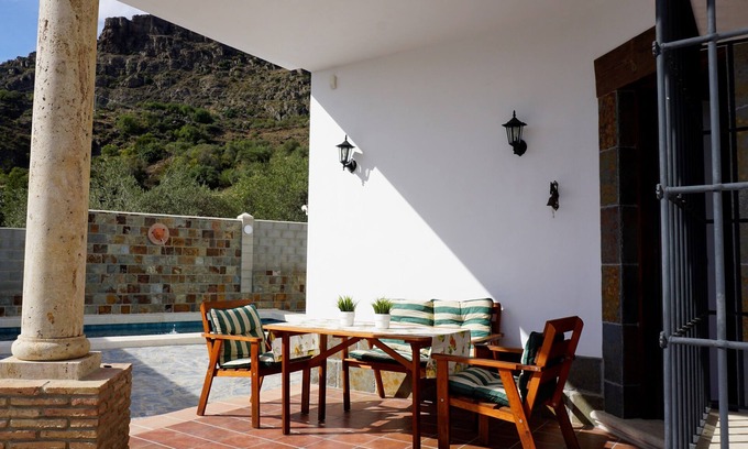 Alora Casa | Casa Rural La Promesa
