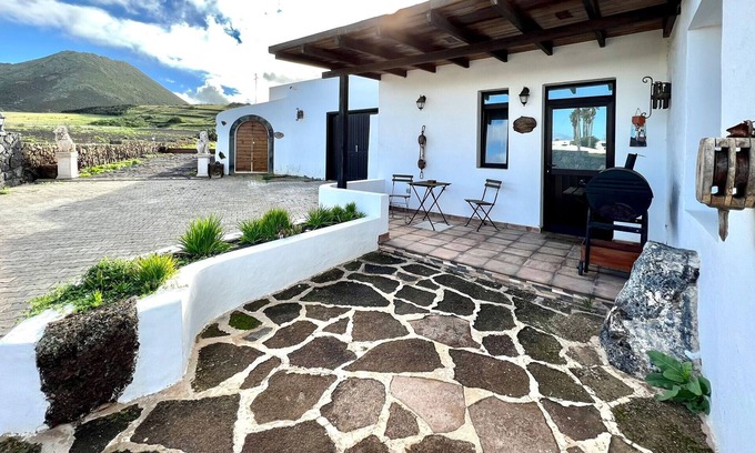 Ye Cabaña | Rural House with terrace,barbecue and view