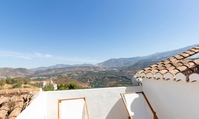 Pinos del Valle Cabaña | Casa rural con magníficas vistas en el Valle de Lecrín