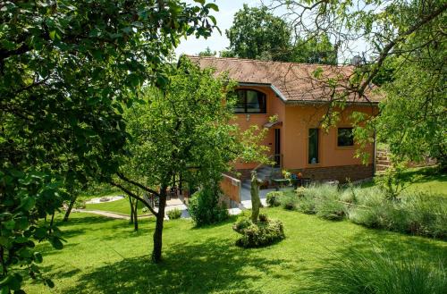 Samobor Casa | Rural vacation house Greenville - Entire propery