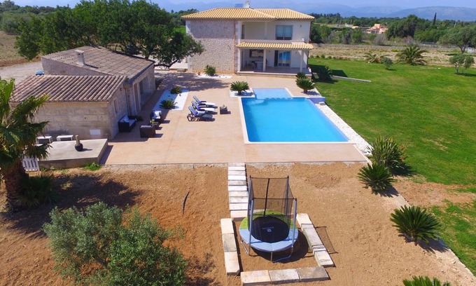 Muro Villa | "Villa Torradeta" con infinity pool, jardín, terraza, aire acondicionado y Wi-Fi