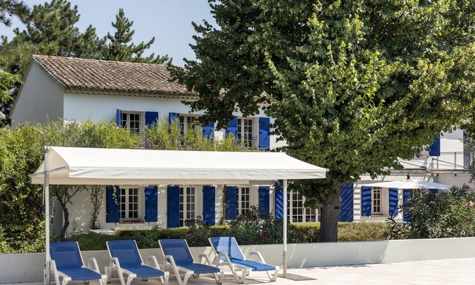 Senas Casa | Rurally located, luxury Mas in Provence with spacious garden (3 ha) and swimming pool