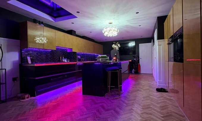 Rushden Casa | Rushden Retreat on Wellingborough Road