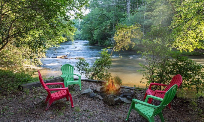 Ellijay Cabina | ¡¡NUEVO!! Rushing River Lodge - Backyard Whitewater Adventure!