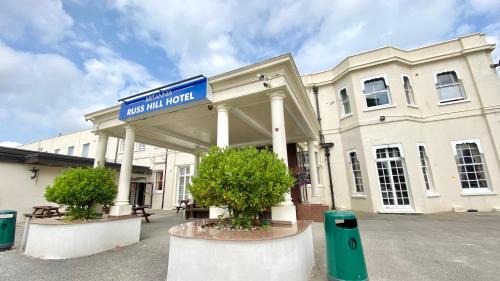 Horley Hotel | Russ Hill Hotel