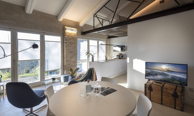 Novello Apartamento | RUSTAGI 1834: APTO EN VILLA CON PISCINA EN LA REGIÓN DE BAROLO