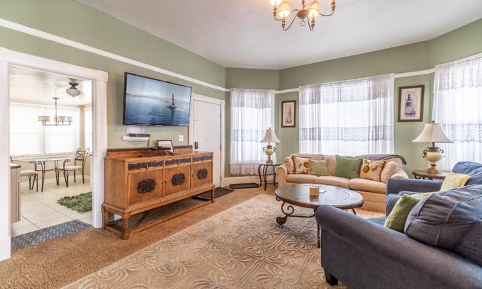 Downtown Reno Apartamento | Rustic 2-Bedroom walking distance to Downtown