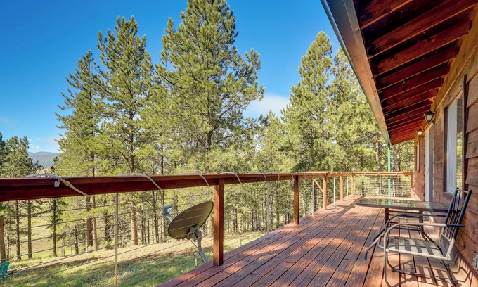 Angel Fire Casa | Rustic Angel Fire Hideaway on 2 Acres!