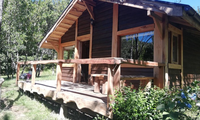 Pucon Cabina | Cabañas Rústicas Pucón Pellín , estilo rústico , equipadas completamente.