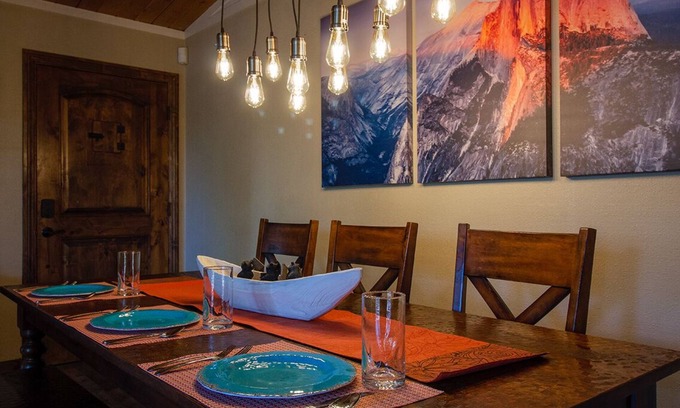 Groveland Cabina | Rustic Charm Meets Modern Comfort