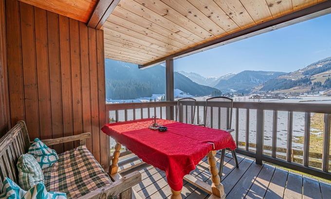 Wald im Pinzgau Apartamento | Rustic cosiness in the mountains with a terrace