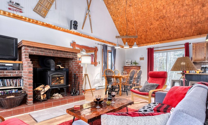 Chertsey Cabina | Rustic cottage - nature & lake