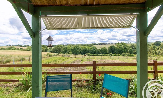 Montilliers Cabaña | Casa rural con 2 habitaciones, naturaleza, mascotas permitidas, wifi y aparcamiento