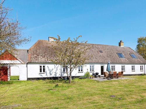 Aabybro Casa | Rustic Farmhouse Getaway - By Traum Ferienwohnungen