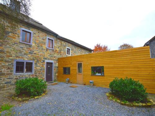 Walk Casa | Rustic Farmhouse with Pool