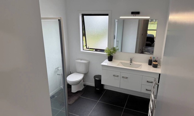 Oruanui Casa | rustic house in the wild. PRIVACY +