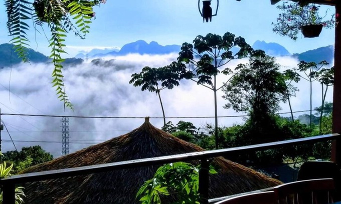Teresopolis Casa | Casa rústica con vista paradisíaca a la Mujer de Piedra.