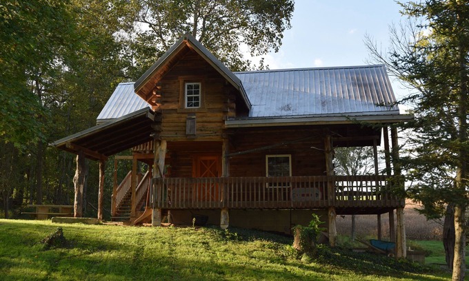 Keene Cabina | Rustic Hunting Cabin located on a Working Farm