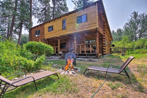New Meadows Casa | Rustic Idaho Cabin Less Than 10 Mi to Payette Lake!