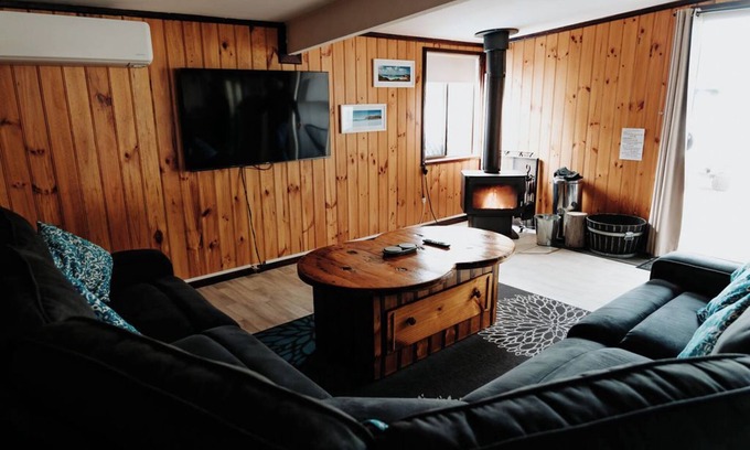 Castletown Casa | Rustic Retreat Esperance