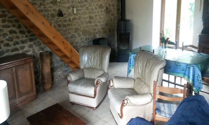 Sauvain Casa | Bonita casa de vacaciones con vistas a la montaña