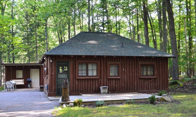 Higgins Lake Cabina | Rustic Up North Cabin very close to Higgins Lake