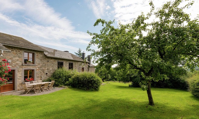 Lierneux Cabaña | Casa de vacaciones rústica, Baneux