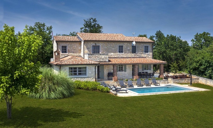 Sveti Lovrec Villa | Villa Luna by Villas Guide