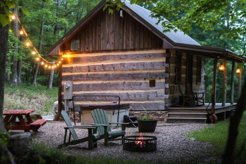 Allegheny Mountains Casa | Rustic Wooden Cabin with Hot-tub in Riverton, West Virginia