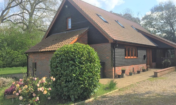 Thursford Casa | Ruston Lodge, una nueva construcción de estilo lodge propiedad establecida en un entorno rural tranquilo