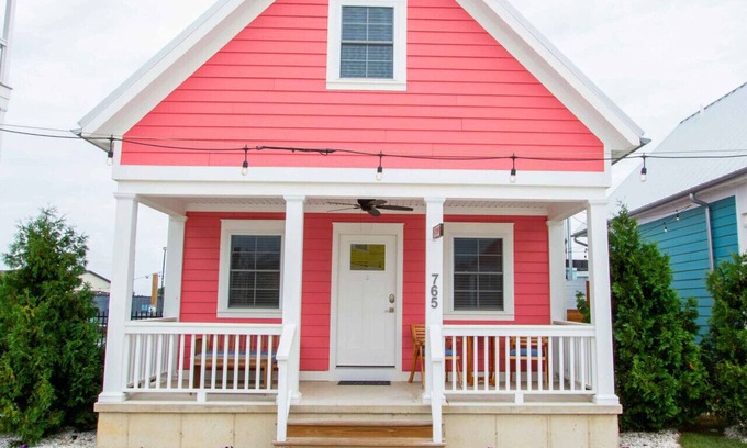 Celina Cabina | Rusty Crab - 1 Bed/2 Loft Lakeside Cottage!