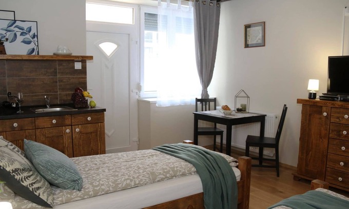 Szazhalombatta Apartamento | Rusztikus apartman kiadó Százhalombatta szívében!
