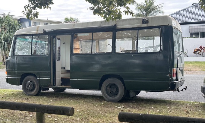 Pottsville Casa | RV. Coaster van for hire tweed coast 22 feet long 3 meters wide
