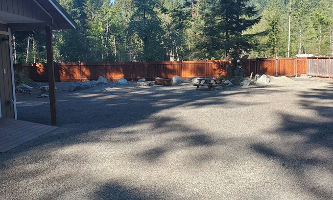 Packwood Casa | RV Flat Lot- Tatoosh Timbers - No Bedroom or Bathroom RV Lot only.