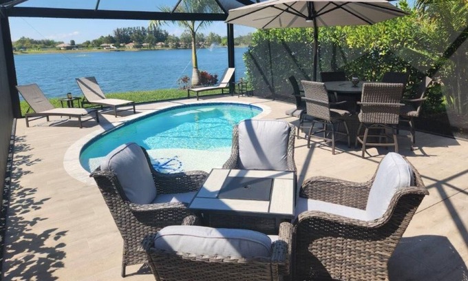Biggar Alquiler De RV | RV Lot with Pool for Rent in Luxury Motorcoach Resort - Lot 55