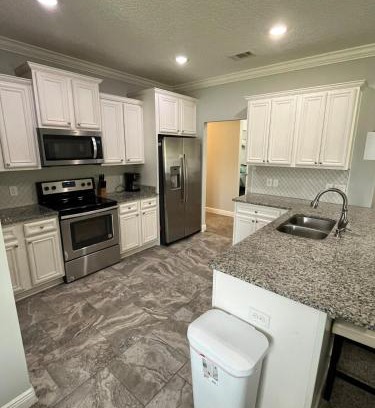 Wynnehaven Beach Casa | RV Ready 3BR 2BA Home Near Navarre and Destin