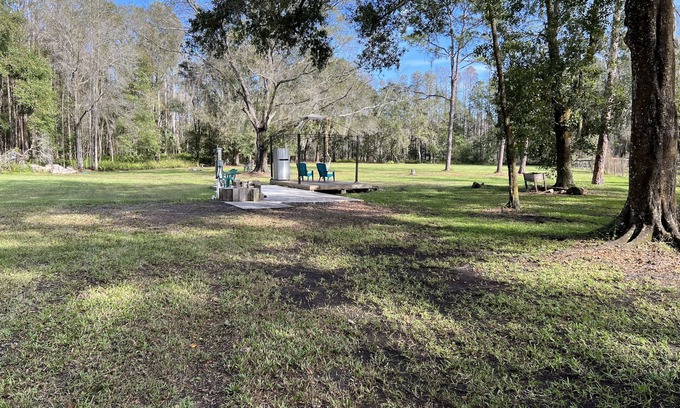 Land O' Lakes Casa | Rv spot en tierra o lagos en 3 acres rv no está incluido.