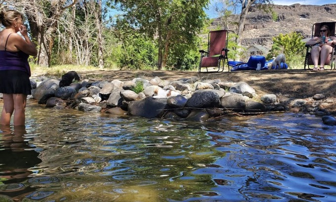 Sunland Estates Alquiler De RV | RV spot on the River Unit A -minutes from Gorge concerts