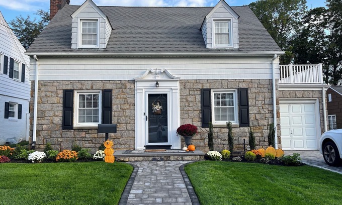 Farmingdale Casa | Ryder Cup 2025 Housing — Private Farmingdale Home 2 Min Walk to Bethpage