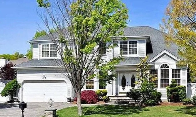 Old Bethpage Casa | 🏌 Ryder Cup FocusedntModern 5BR Retreat HousenWalk toRyderCup-Golf Getaway 2025