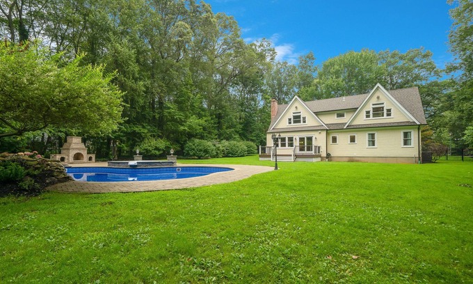 Dix Hills Casa | Ryder Cup rental 20 minutes to Bethpage Golf Course.n8 day rental for Ryder cup