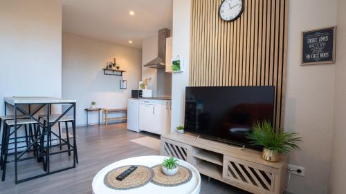 Francescas Apartamento | Séjour convivial au village 2 chambres