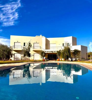 Sidi Abdallah Ghiat Villa | Séjour idéal a Marrakech - Villa spacieuse tout confort
